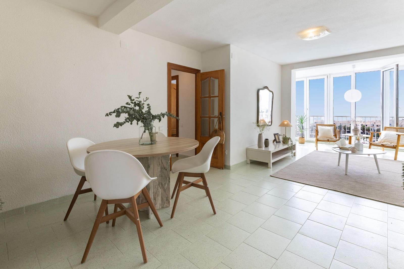 Apartamento de 4 habitaciones en València ciudad en venta con piscina garaje - 330.000 € (Ref: 9979097)