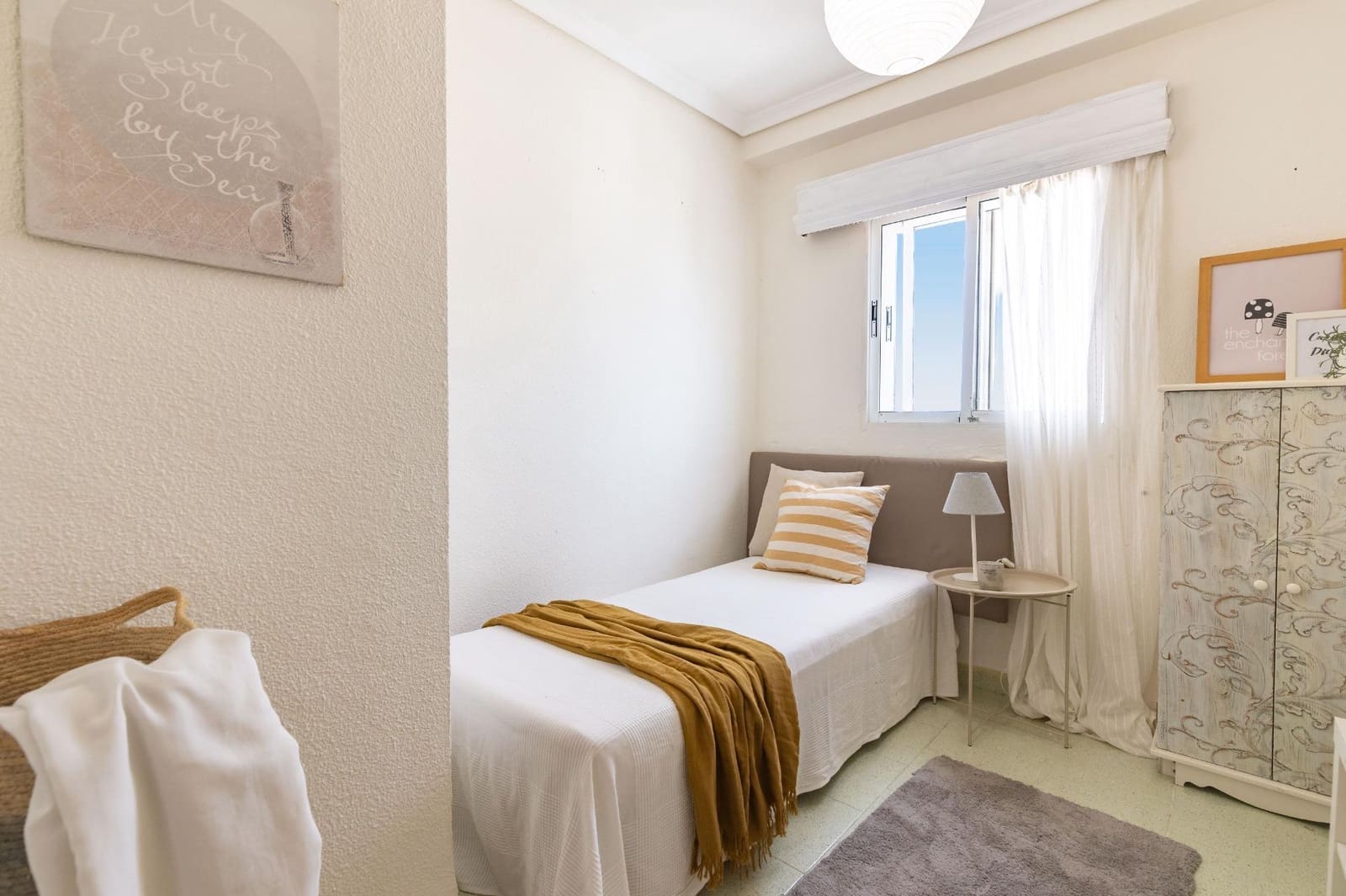 Apartamento de 4 habitaciones en València ciudad en venta con piscina garaje - 330.000 € (Ref: 9979097)