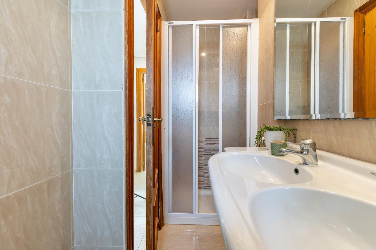 Apartamento de 4 habitaciones en València ciudad en venta con piscina garaje - 330.000 € (Ref: 9979097)