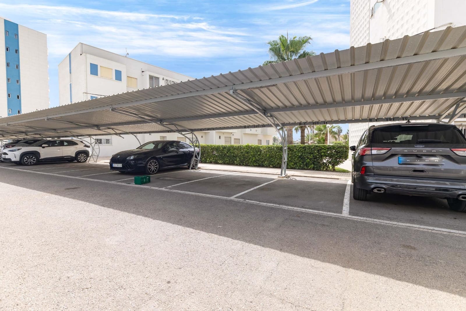 Apartamento de 4 habitaciones en València ciudad en venta con piscina garaje - 330.000 € (Ref: 9979097)