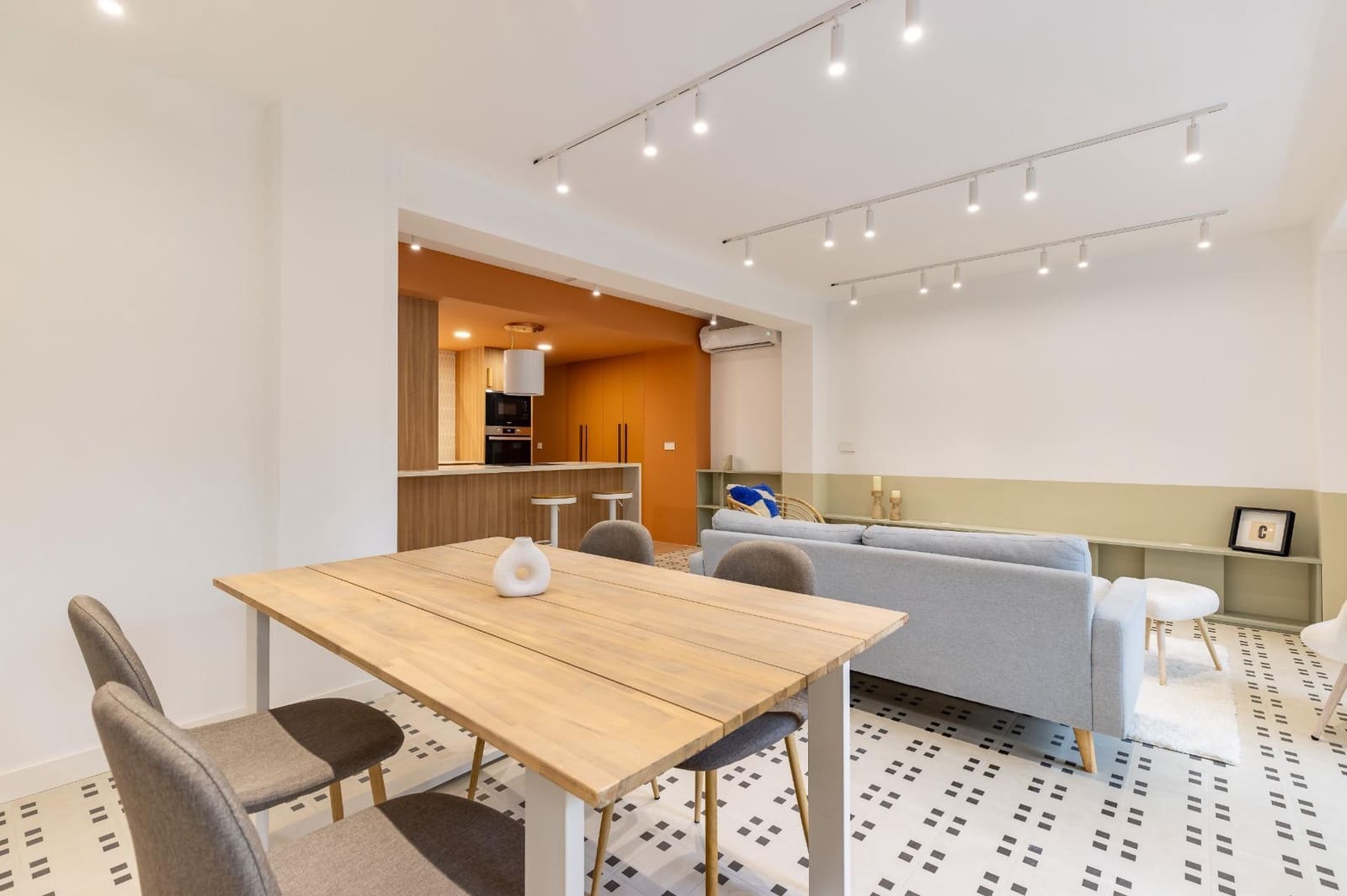 3 bedroom Flat for sale in Valencia city - € 625,000 (Ref: 9979098)