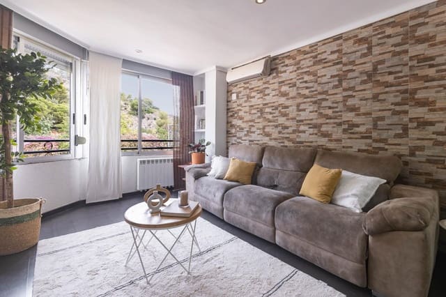 Piso de 3 habitaciones en Benicàssim en venta con garaje - 225.000 € (Ref: 9979100)