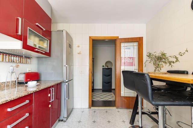 Piso de 3 habitaciones en Benicàssim en venta con garaje - 225.000 € (Ref: 9979100)
