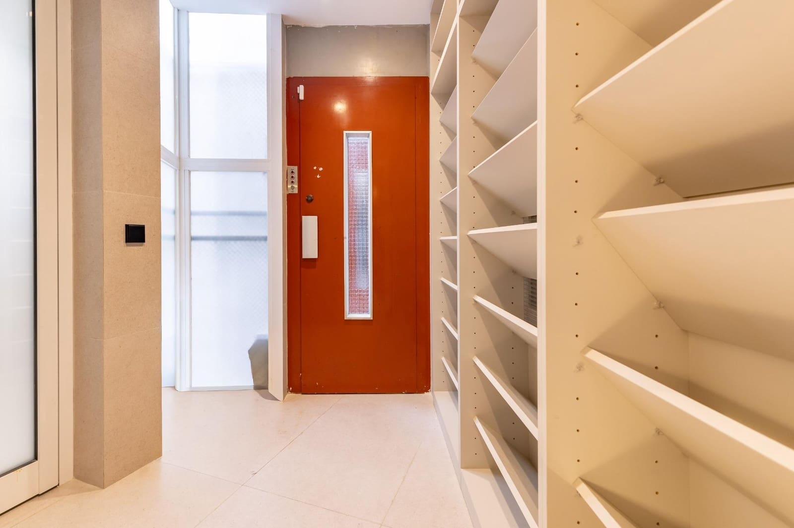 3 bedroom Flat for sale in Valencia city - € 1,900,000 (Ref: 9979101)