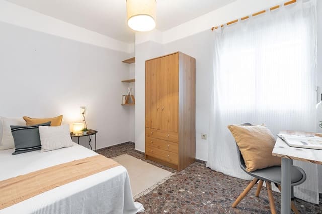 5 soveværelse Lejlighed til salg i Gandia - € 335.000 (Ref: 9979103)
