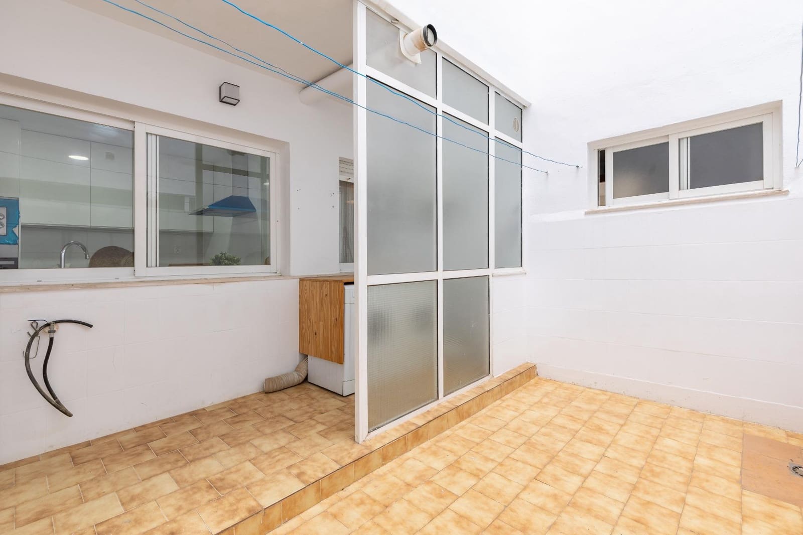 5 bedroom Flat for sale in Gandia - € 335,000 (Ref: 9979103)