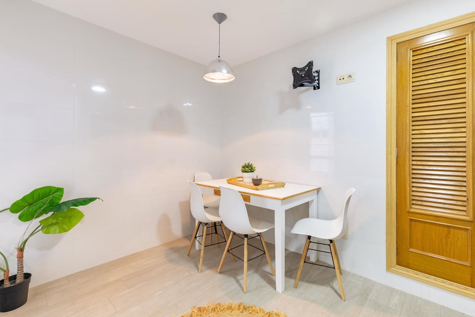 5 bedroom Flat for sale in Gandia - € 335,000 (Ref: 9979103)