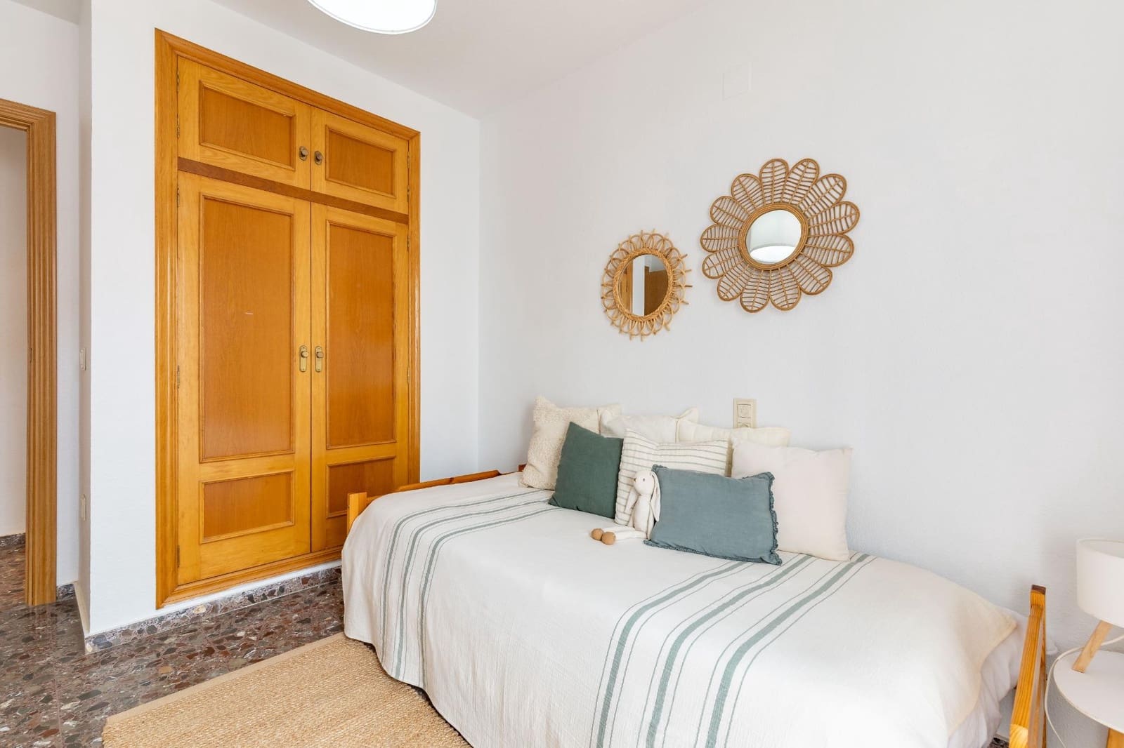 5 bedroom Flat for sale in Gandia - € 335,000 (Ref: 9979103)