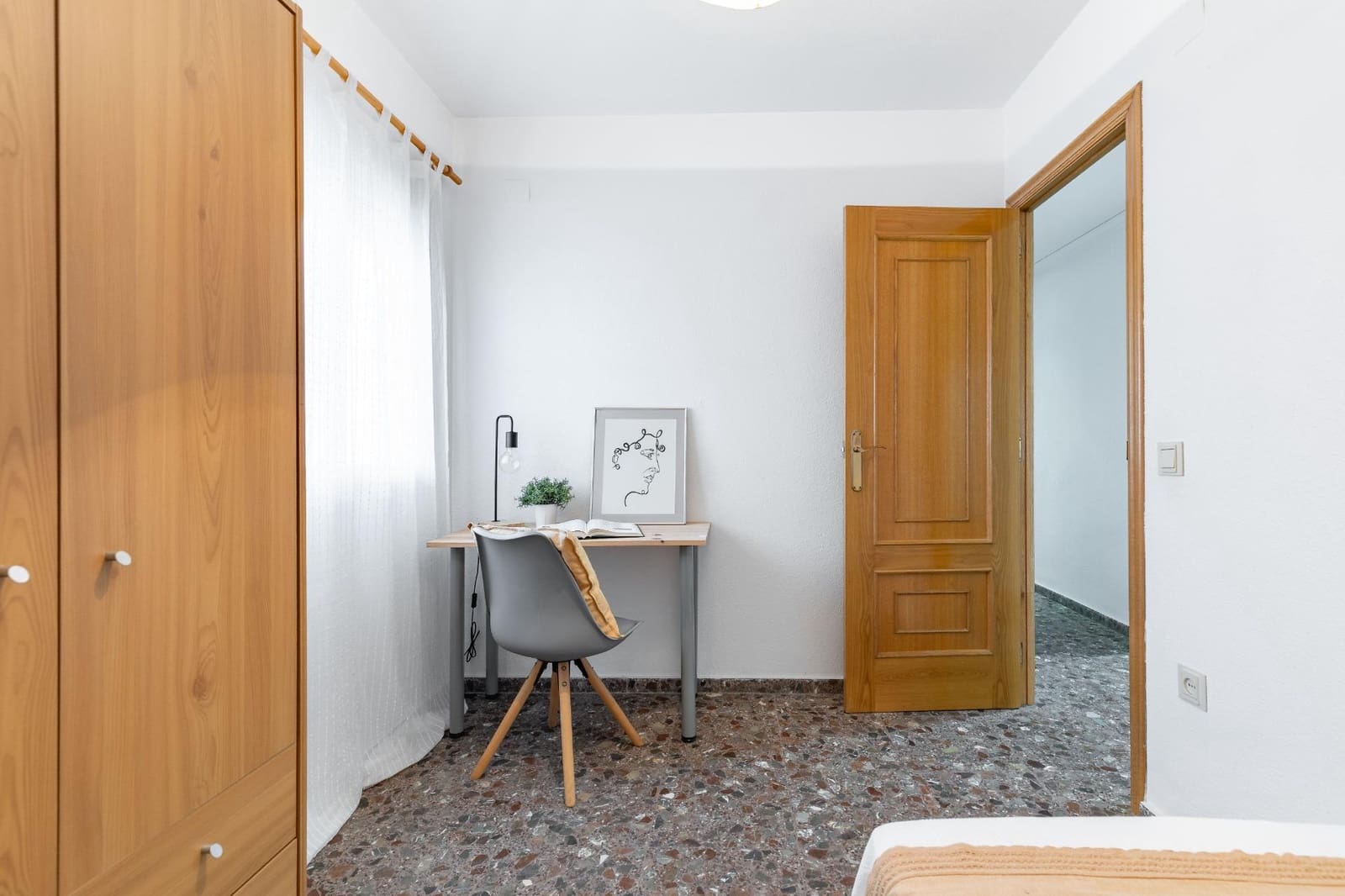 5 bedroom Flat for sale in Gandia - € 335,000 (Ref: 9979103)