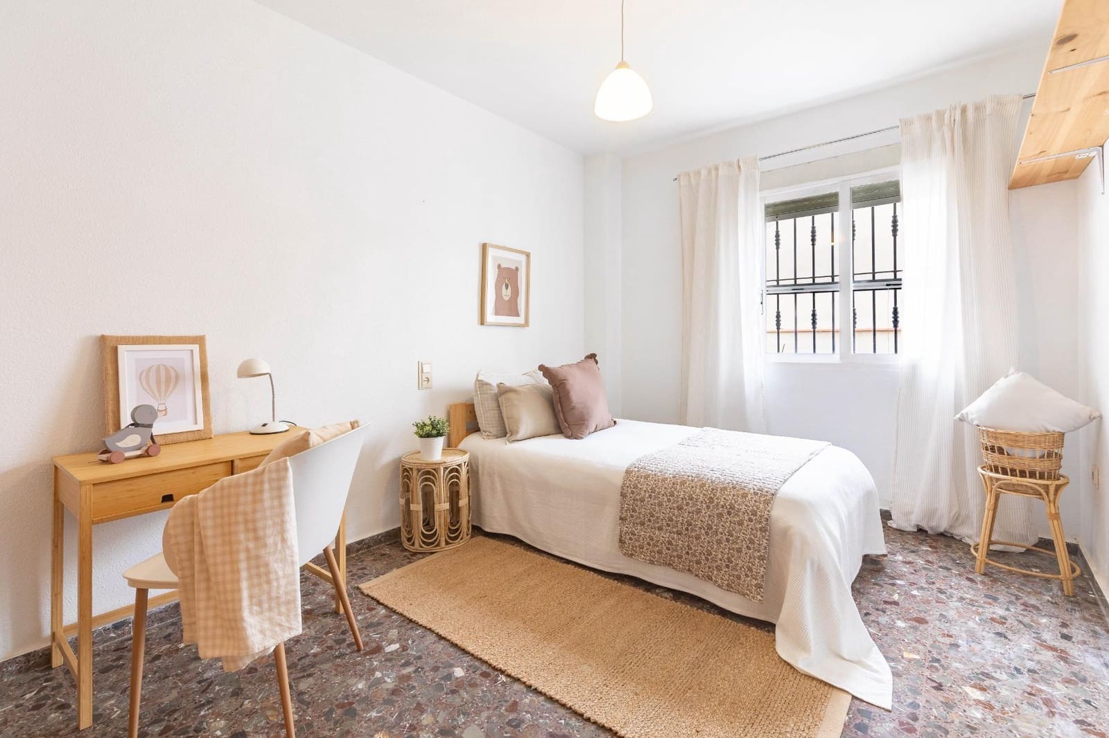 5 bedroom Flat for sale in Gandia - € 335,000 (Ref: 9979103)