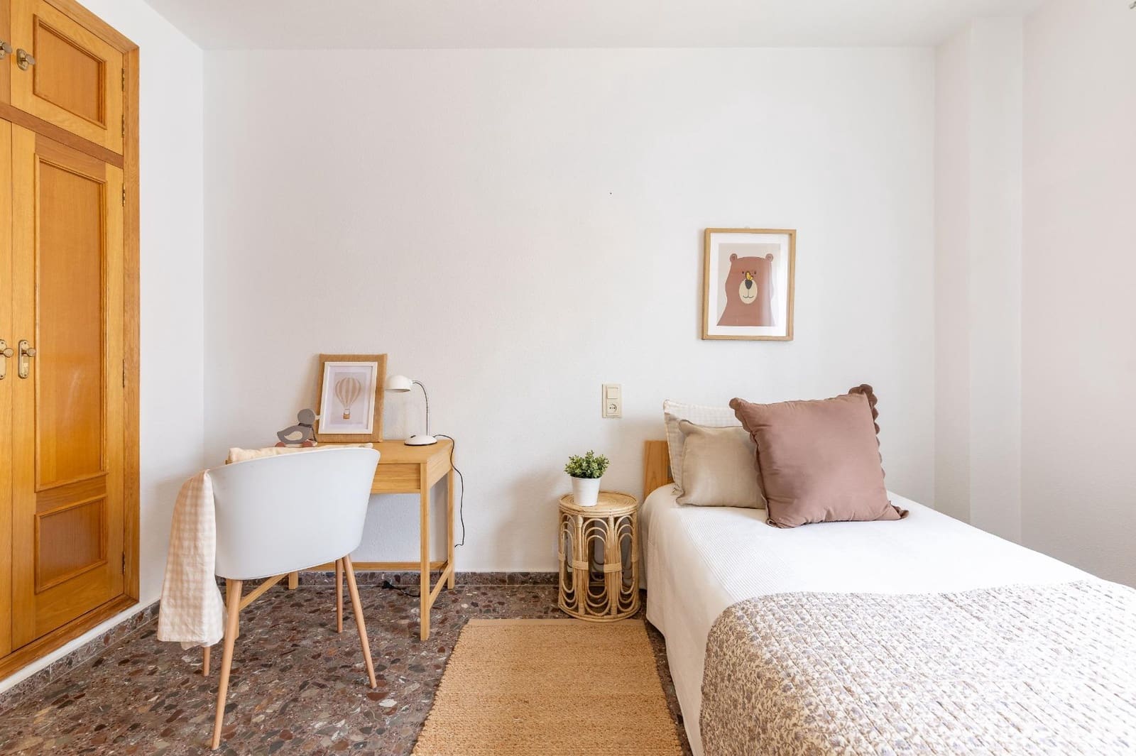 5 bedroom Flat for sale in Gandia - € 335,000 (Ref: 9979103)
