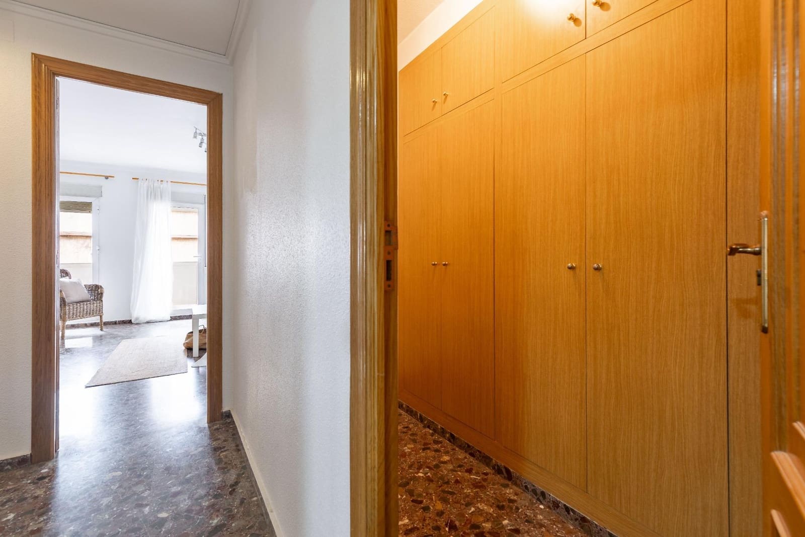 5 bedroom Flat for sale in Gandia - € 335,000 (Ref: 9979103)