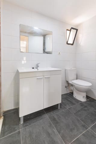 Piso de 4 habitaciones en Náquera en venta - 140.000 € (Ref: 9979104)
