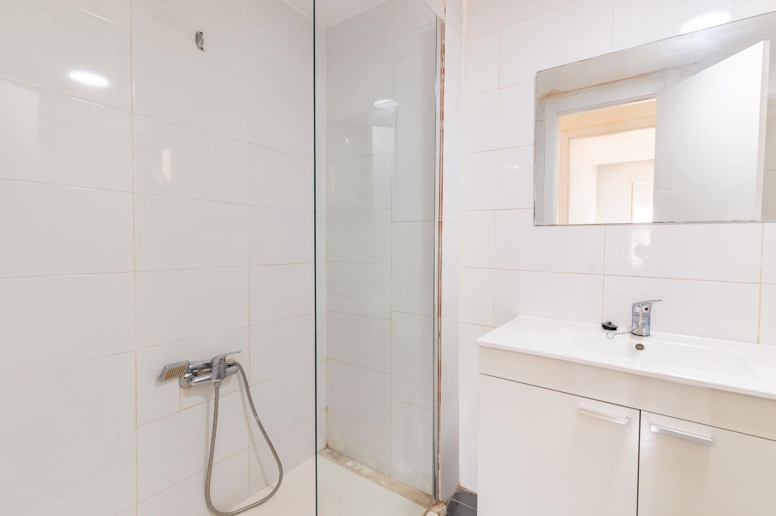 Piso de 4 habitaciones en Náquera en venta - 140.000 € (Ref: 9979104)