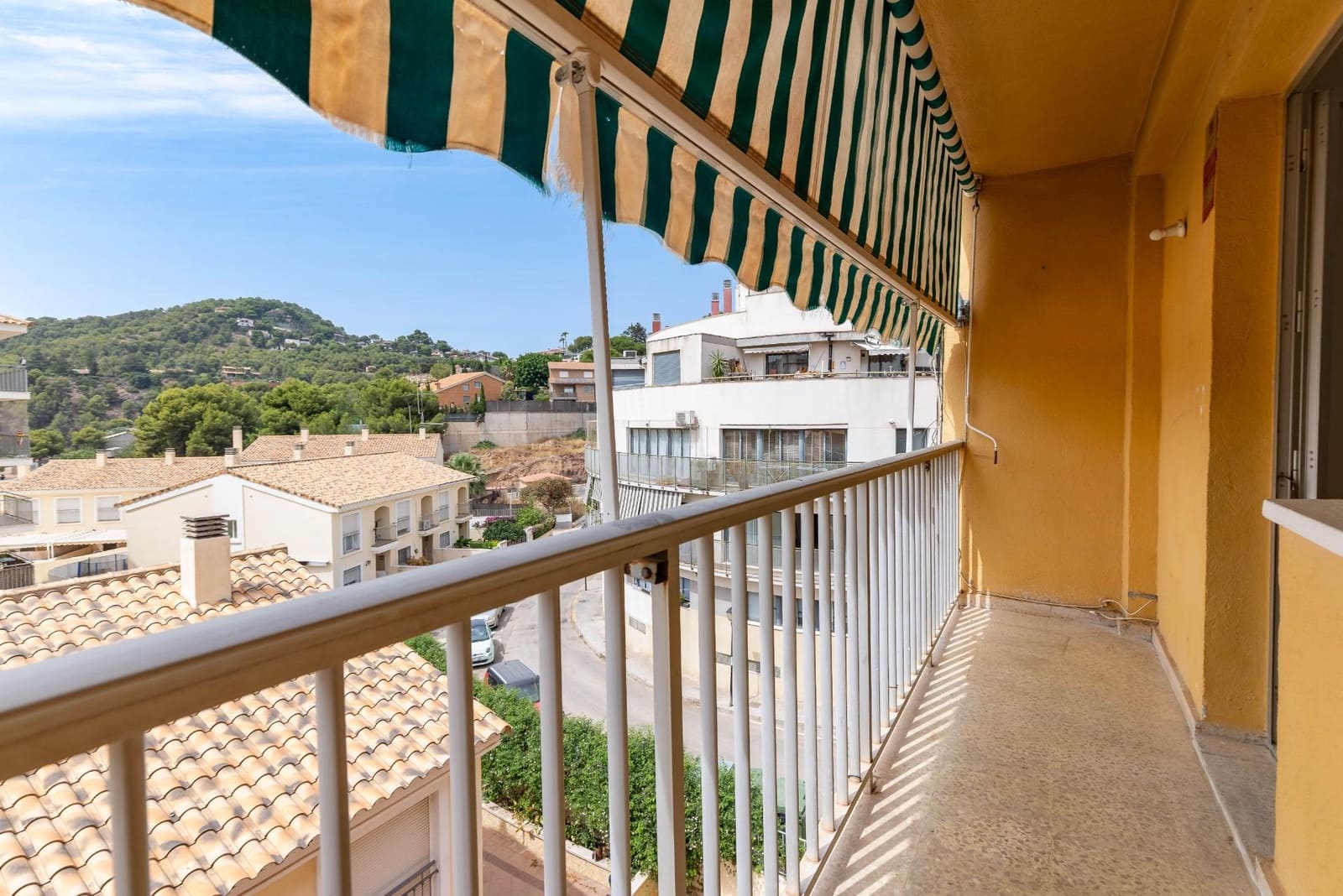 Piso de 4 habitaciones en Náquera en venta - 140.000 € (Ref: 9979104)
