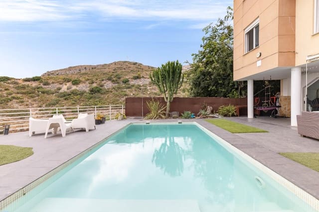 5 camera da letto Villa in vendita in Chiva con piscina - 430.000 € (Rif: 9979948)
