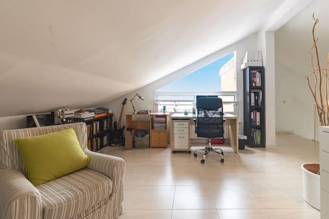 5 camera da letto Villa in vendita in Chiva con piscina - 430.000 € (Rif: 9979948)