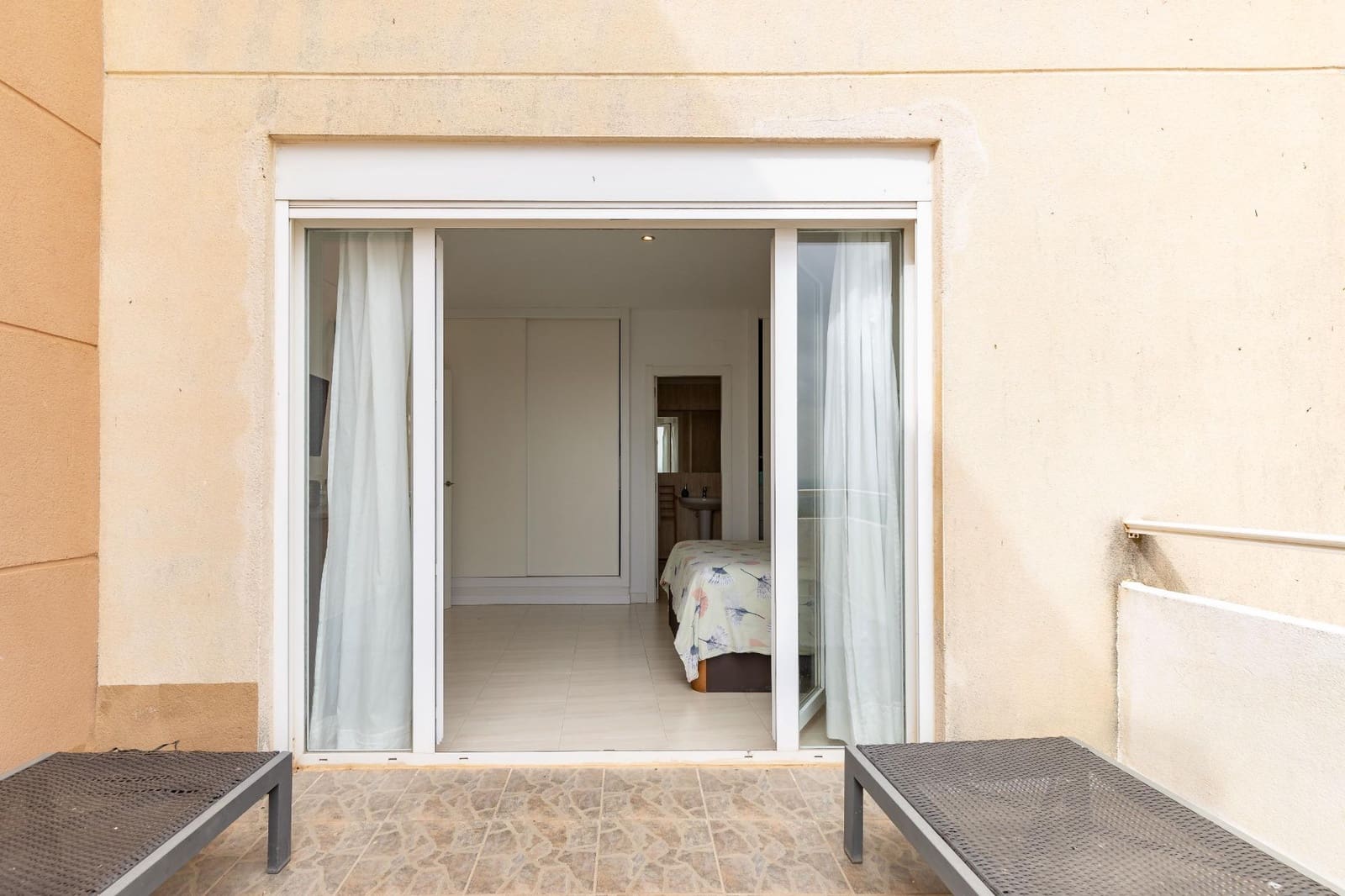 5 Zimmer Villa zu verkaufen in Chiva mit Pool - 430.000 € (Ref: 9979948)