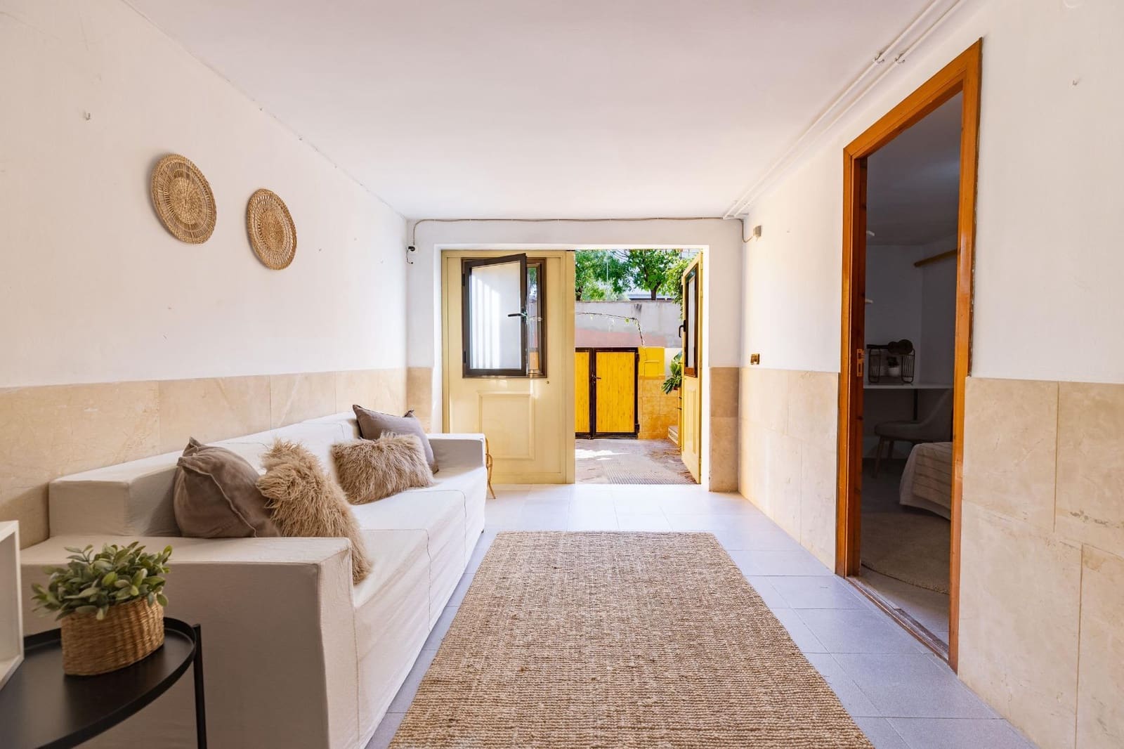 6 slaapkamer Rijtjeshuis te koop in Paterna met zwembad garage - € 455.000 (Ref: 9994446)