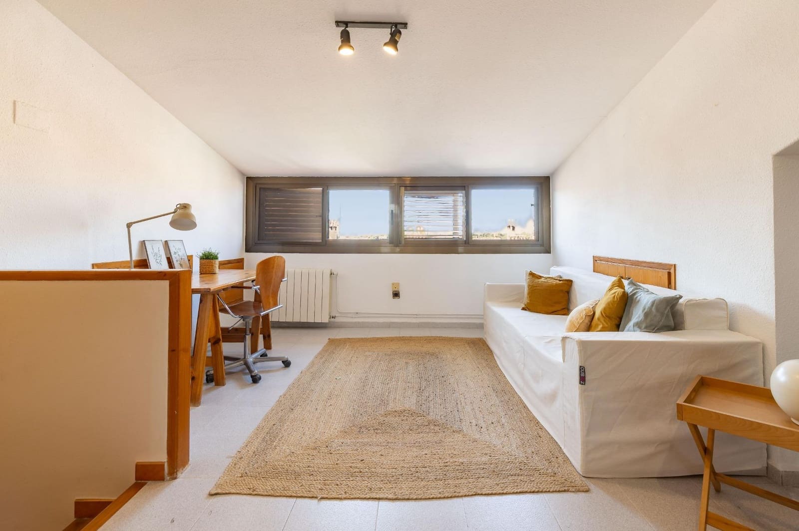 6 slaapkamer Rijtjeshuis te koop in Paterna met zwembad garage - € 455.000 (Ref: 9994446)