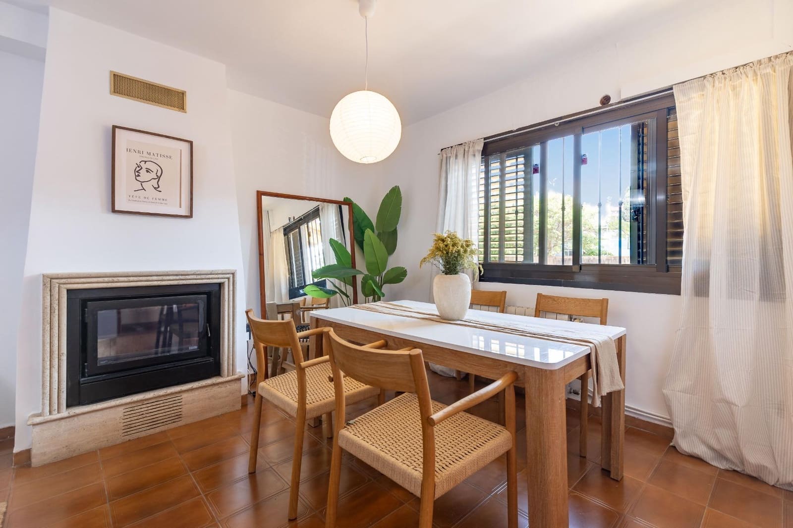 6 slaapkamer Rijtjeshuis te koop in Paterna met zwembad garage - € 455.000 (Ref: 9994446)