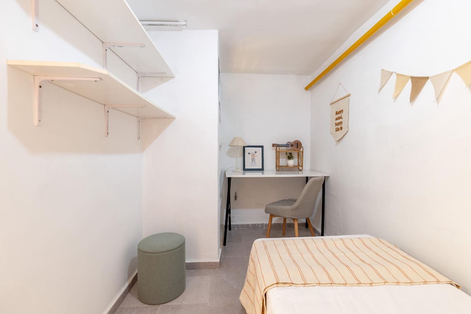 6 slaapkamer Rijtjeshuis te koop in Paterna met zwembad garage - € 455.000 (Ref: 9994446)