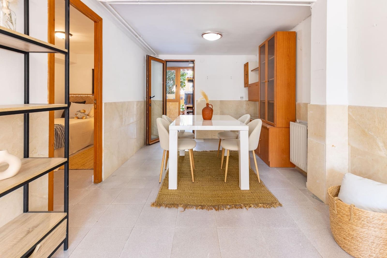 6 slaapkamer Rijtjeshuis te koop in Paterna met zwembad garage - € 455.000 (Ref: 9994446)
