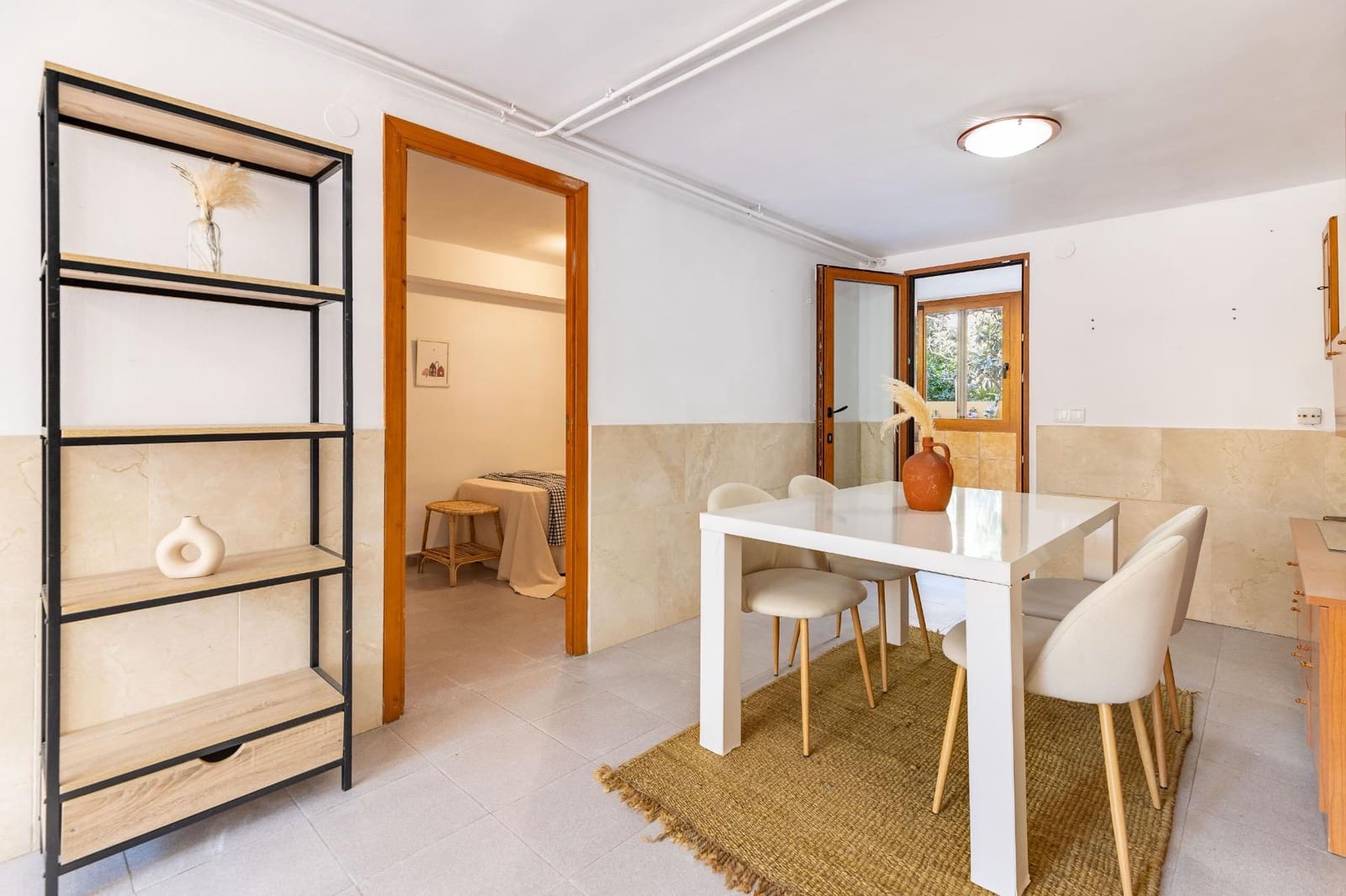 6 slaapkamer Rijtjeshuis te koop in Paterna met zwembad garage - € 455.000 (Ref: 9994446)