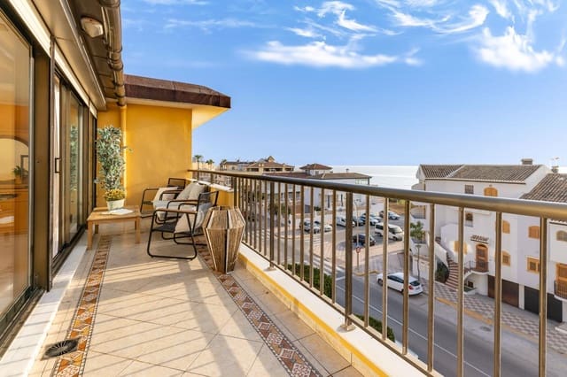 3 bedroom Penthouse for sale in Tavernes de la Valldigna with pool garage - € 280,000 (Ref: 9994448)