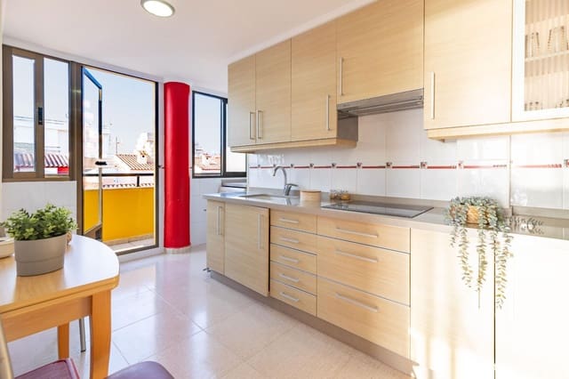 3 bedroom Penthouse for sale in Tavernes de la Valldigna with pool garage - € 280,000 (Ref: 9994448)