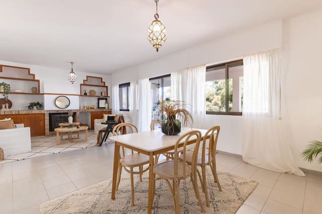 4 soveværelse Villa til salg i Almassora / Almazora med garage - € 315.000 (Ref: 9994449)