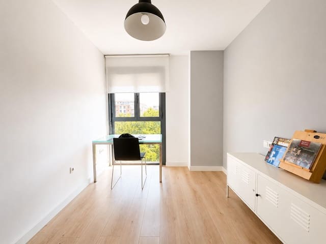 3 bedroom Flat for rent in Valterna, Paterna with pool - € 1,500 (Ref: 9994451)