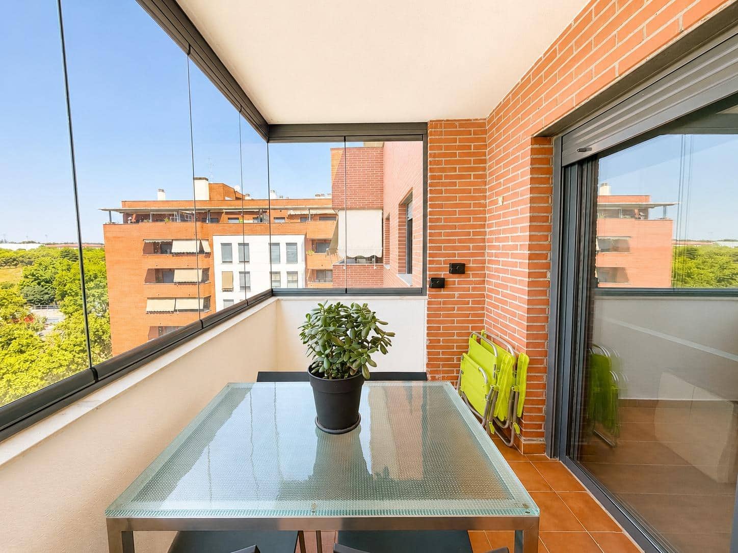 3 bedroom Flat for rent in Paterna with pool - € 1,500 (Ref: 9994451)