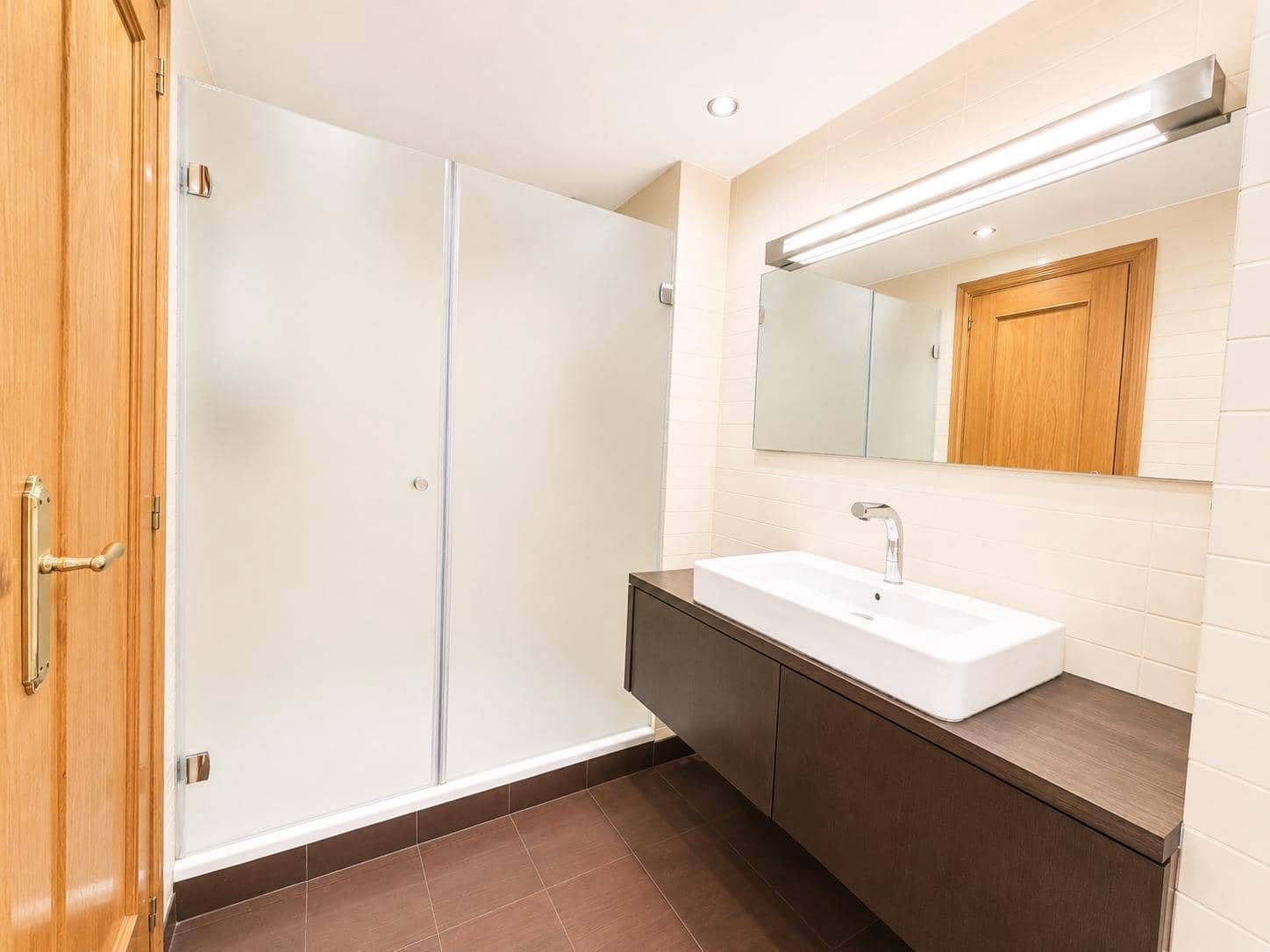 3 bedroom Flat for rent in Paterna with pool - € 1,500 (Ref: 9994451)