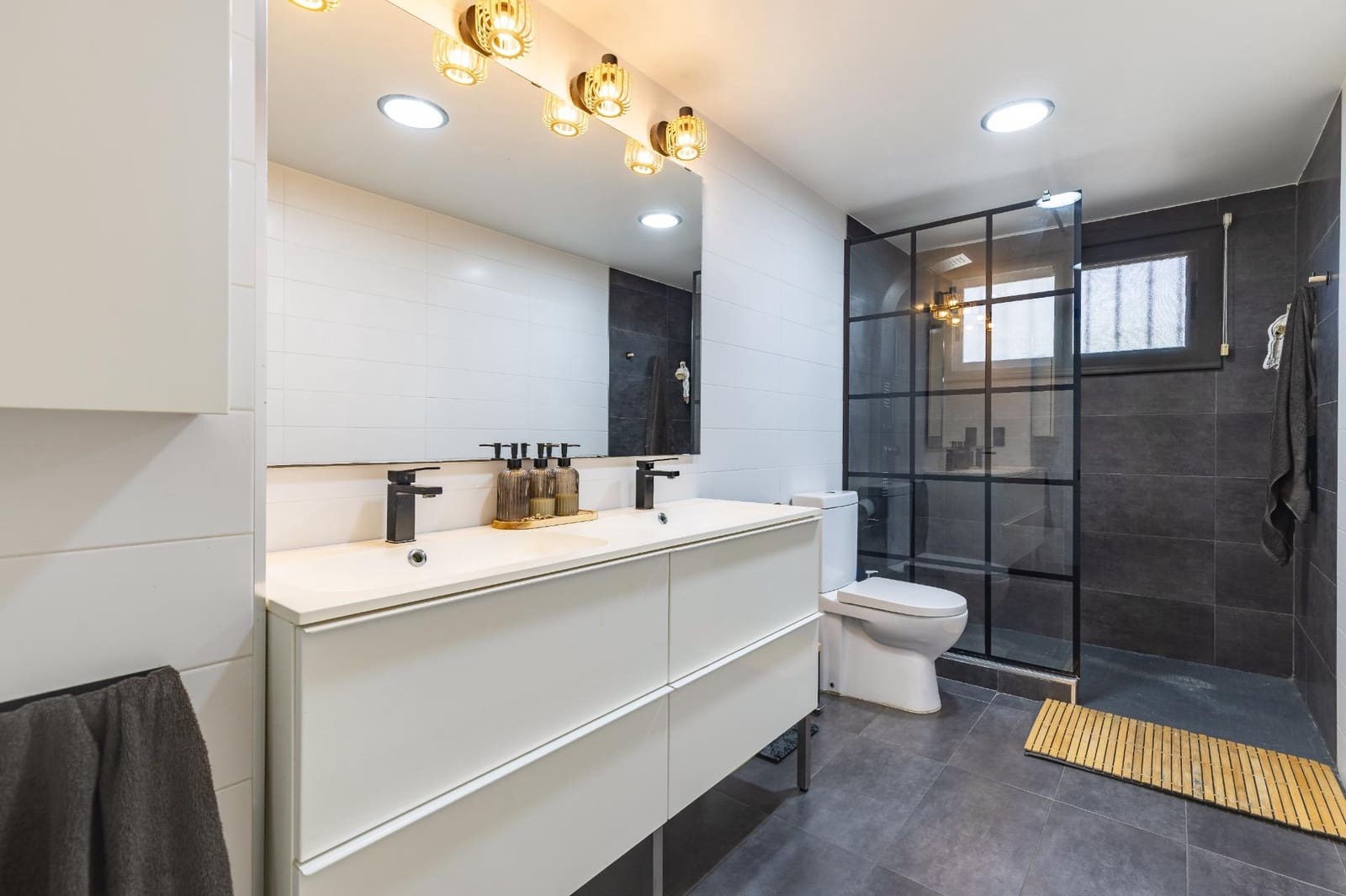 3 sovrum Radhus till salu i Benimuslem med garage - 218 000 € (Ref: 9995173)