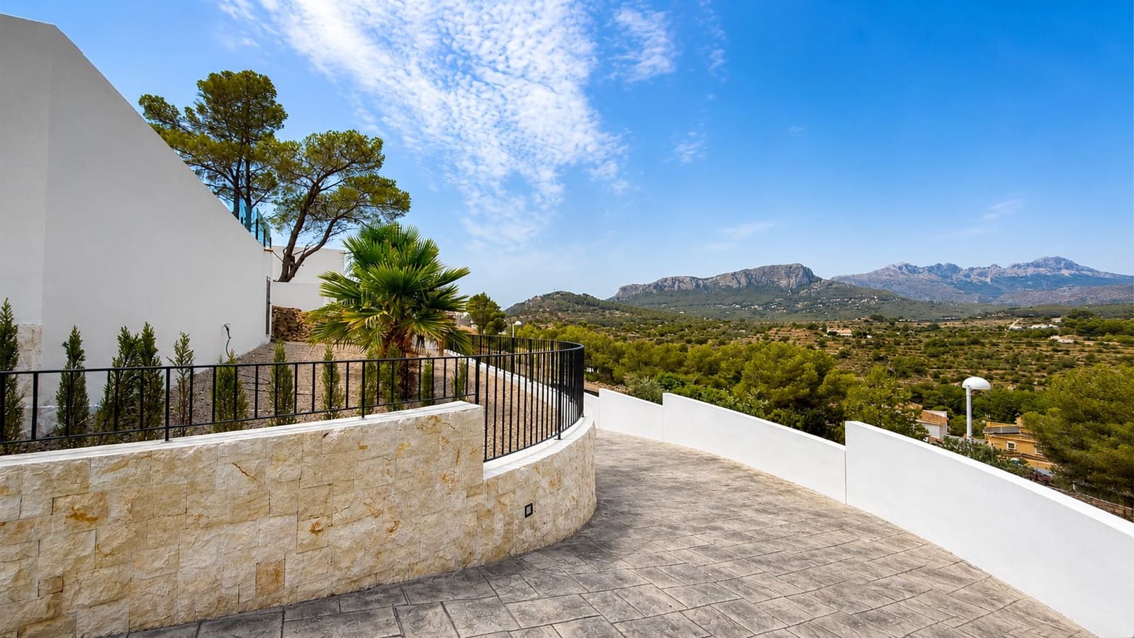 3 chambre Villa/Maison à vendre à Calpe / Calp avec piscine garage - 1 150 000 € (Ref: 10046207)