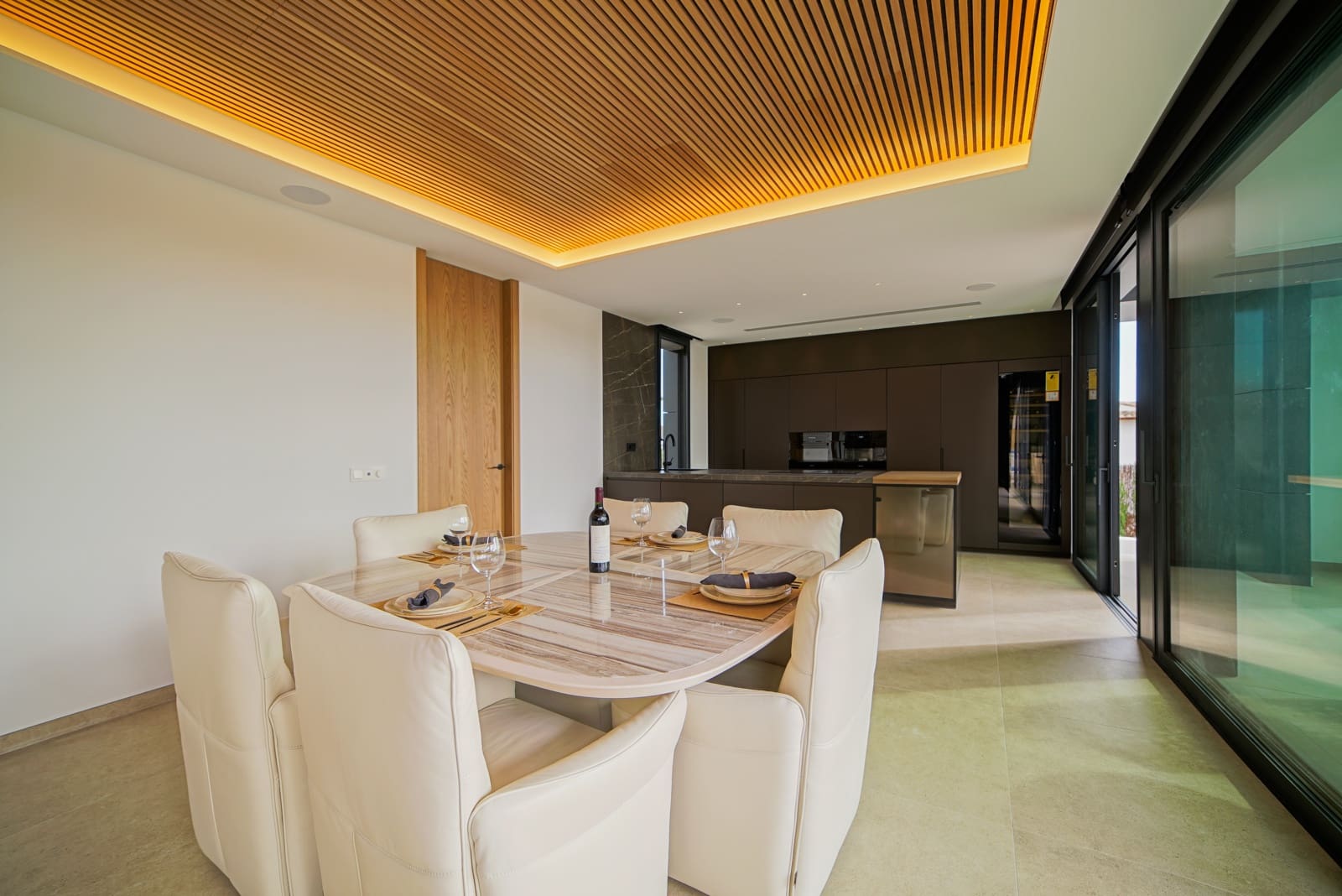 4 bedroom Villa for sale in Calpe / Calp with pool garage - € 2,490,000 (Ref: 8093873)