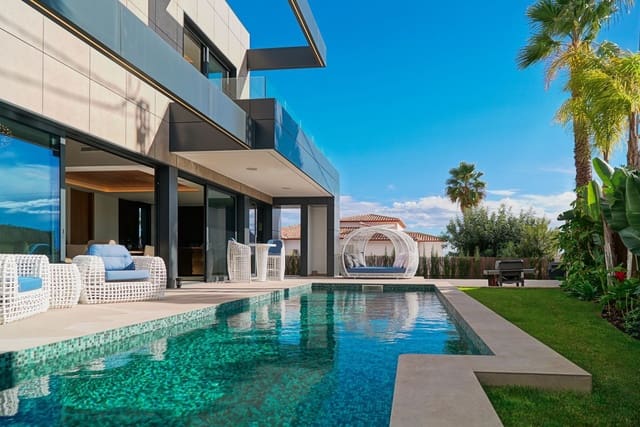 4 slaapkamer Villa te koop in Cometa - Carrió, Calpe / Calp met zwembad - € 2.290.000 (Ref: 9628115)