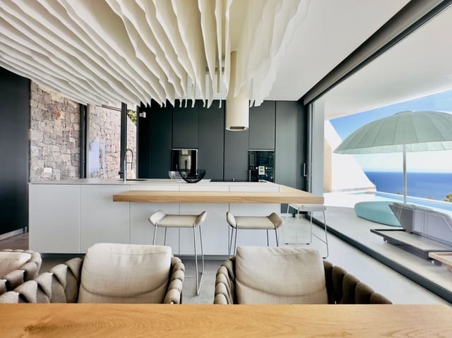 4 slaapkamer Villa te koop in Altea met zwembad garage - € 2.950.000 (Ref: 9877487)