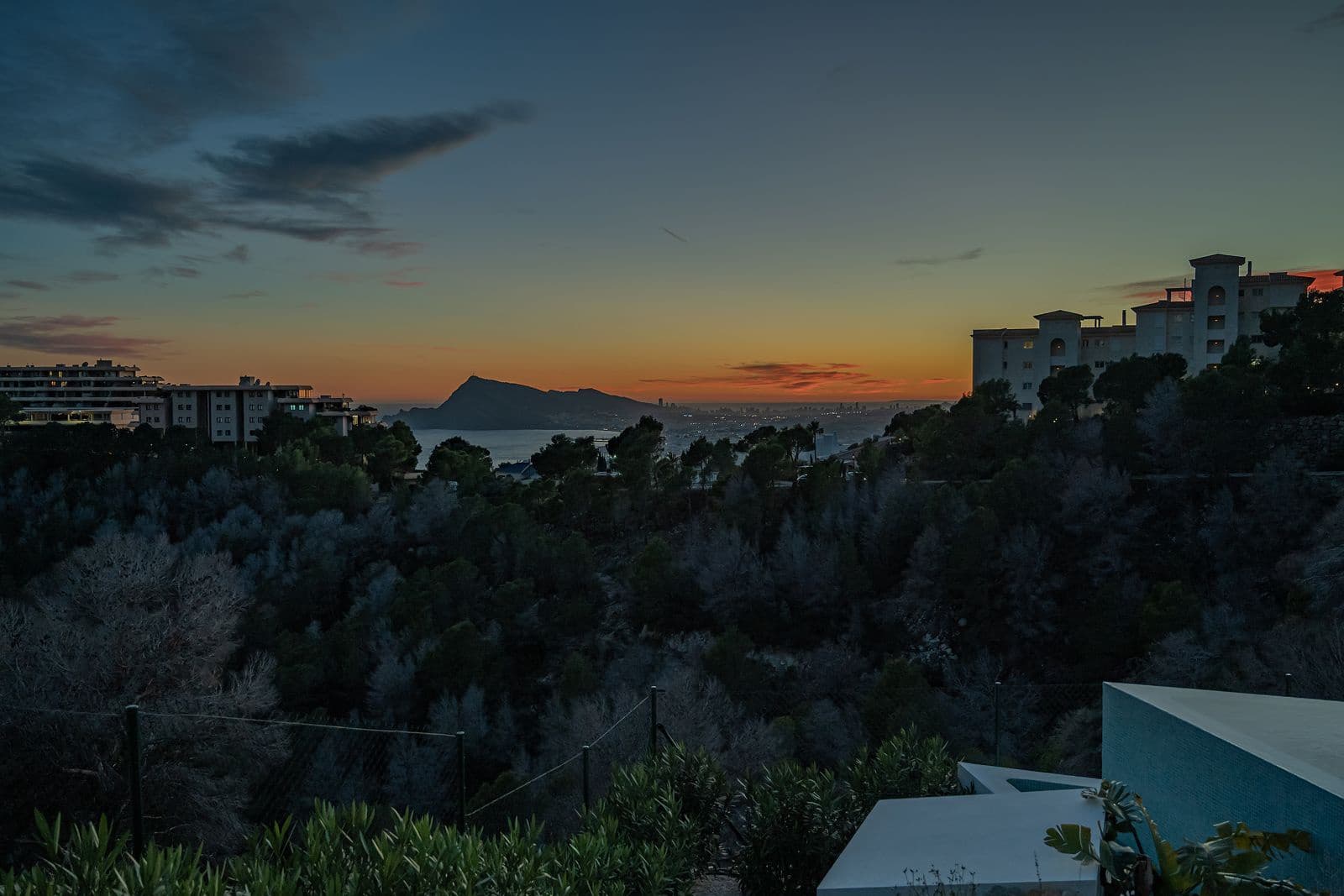 4 soveværelse Villa til salg i Altea med swimmingpool garage - € 2.290.000 (Ref: 9877490)