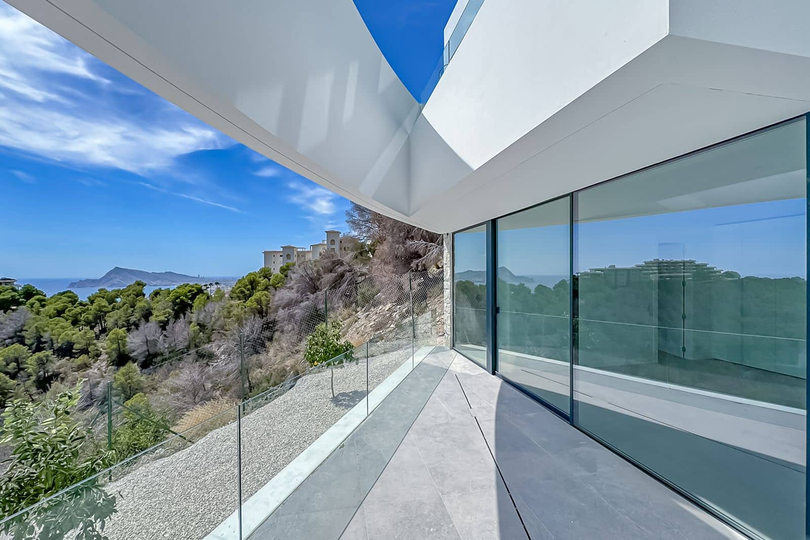 4 soveværelse Villa til salg i Altea med swimmingpool garage - € 2.290.000 (Ref: 9877490)