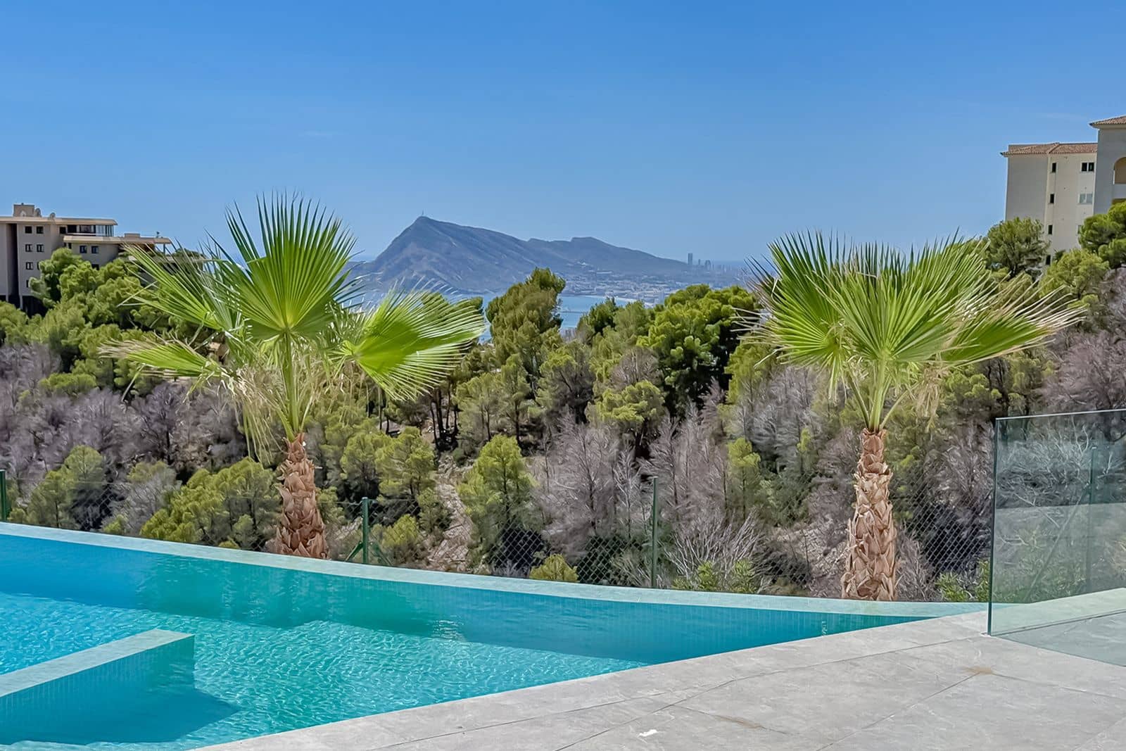 4 soveværelse Villa til salg i Altea med swimmingpool garage - € 2.290.000 (Ref: 9877490)