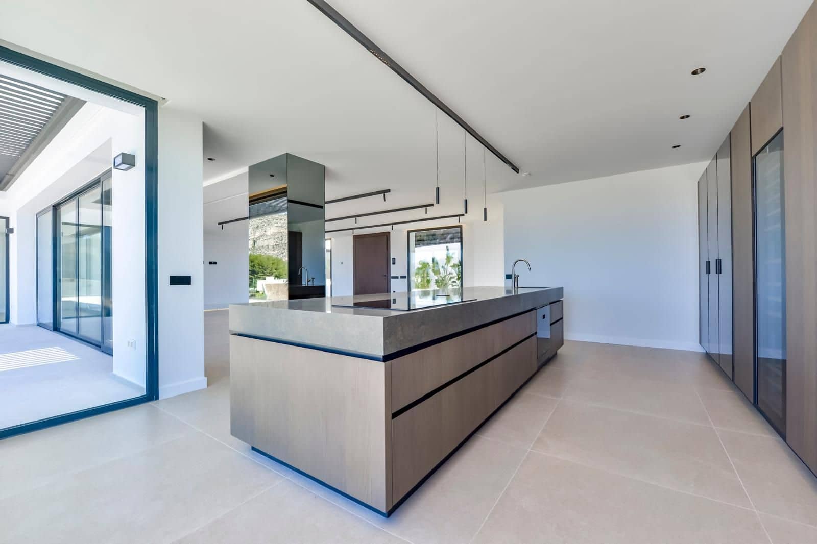 5 soverom Villa til salgs i Altea med svømmebasseng garasje - € 2 690 000 (Ref: 9877492)