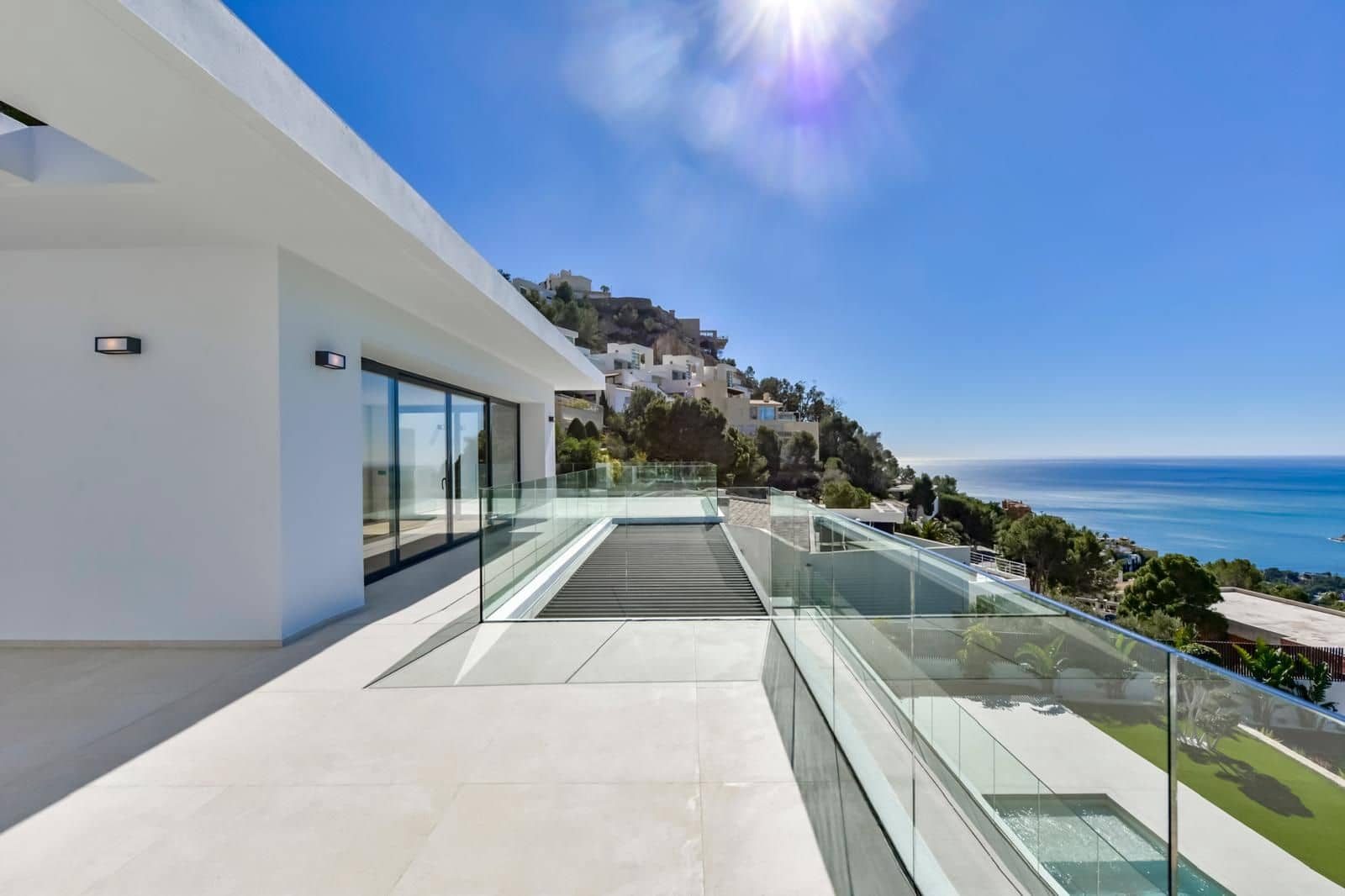 5 soverom Villa til salgs i Altea med svømmebasseng garasje - € 2 690 000 (Ref: 9877492)