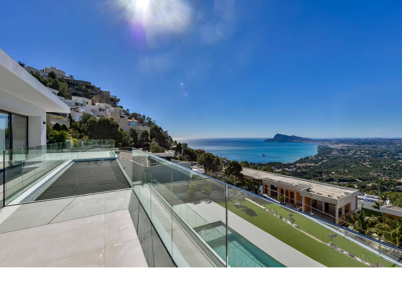 5 soverom Villa til salgs i Altea med svømmebasseng garasje - € 2 690 000 (Ref: 9877492)