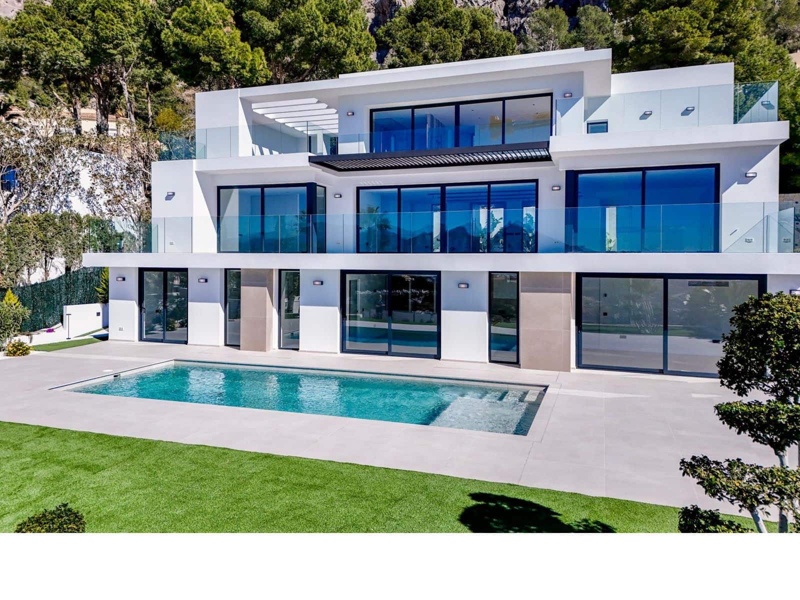 5 soverom Villa til salgs i Altea med svømmebasseng garasje - € 2 690 000 (Ref: 9877492)