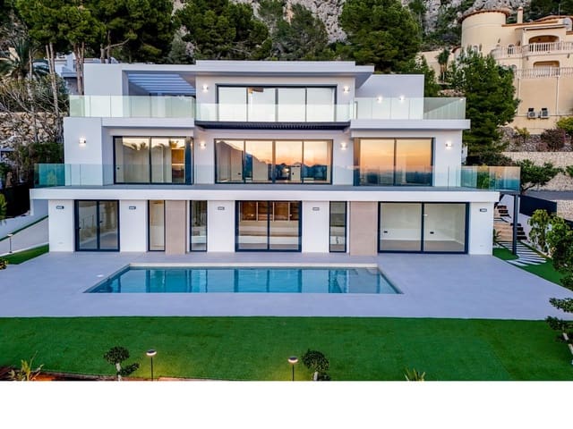 5 sovrum Villa till salu i Altea med pool garage - 2 690 000 € (Ref: 9877492)