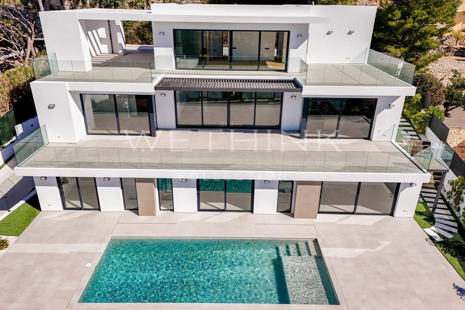5 bedroom Villa for sale in Altea with pool garage - € 2,690,000 (Ref: 9877492)