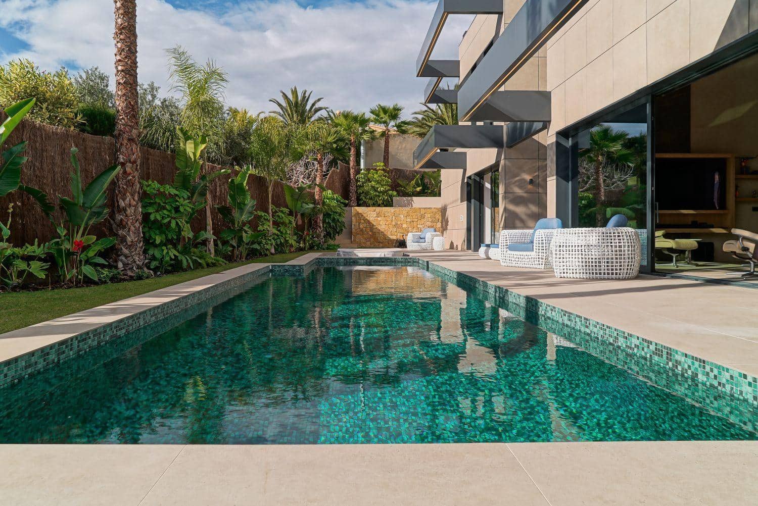 4 soverom Villa til salgs i Calpe / Calp med svømmebasseng garasje - € 2 290 000 (Ref: 9907536)