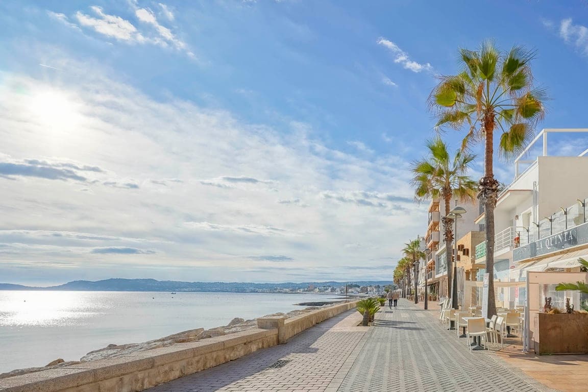 4 sypialnia Willa na sprzedaż w Javea / Xabia z basenem garażem - 1 980 000 € (Ref: 10009657)